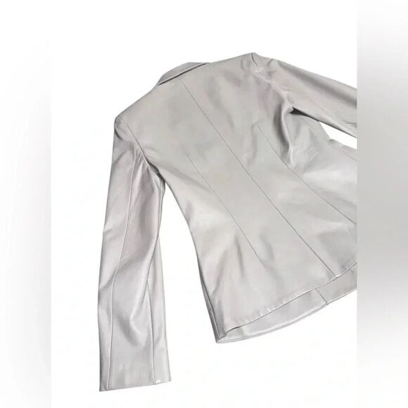 NWT women’s Lamarque X REVOLVE Betty Grey lamb Leather Blazer in Grey SZ small - Picture 7 of 12